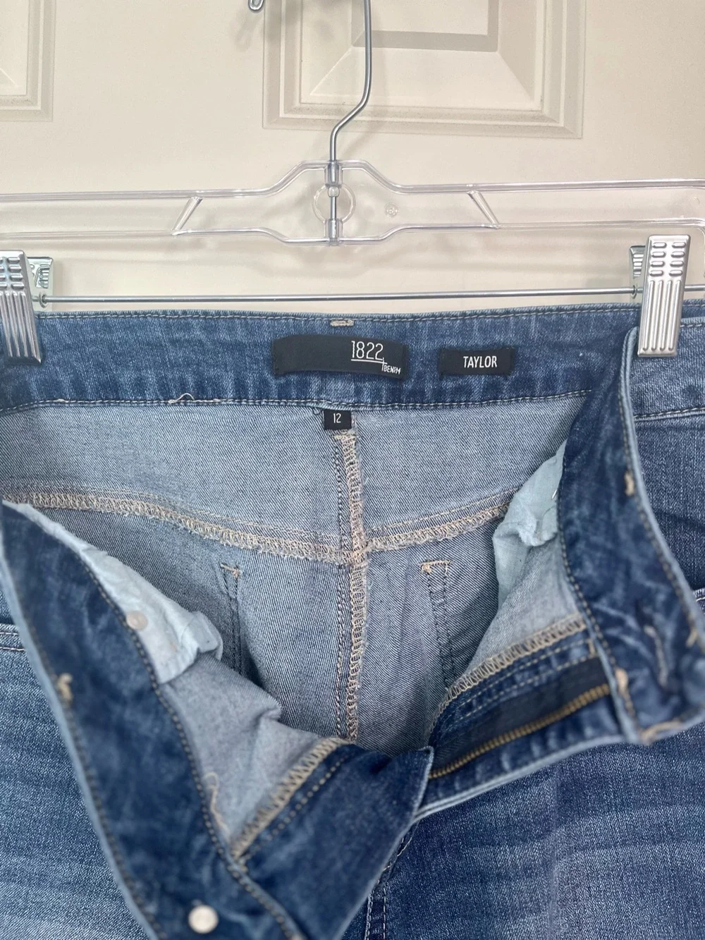 1822 Denim Taylor Cuffed Jeans NWOT